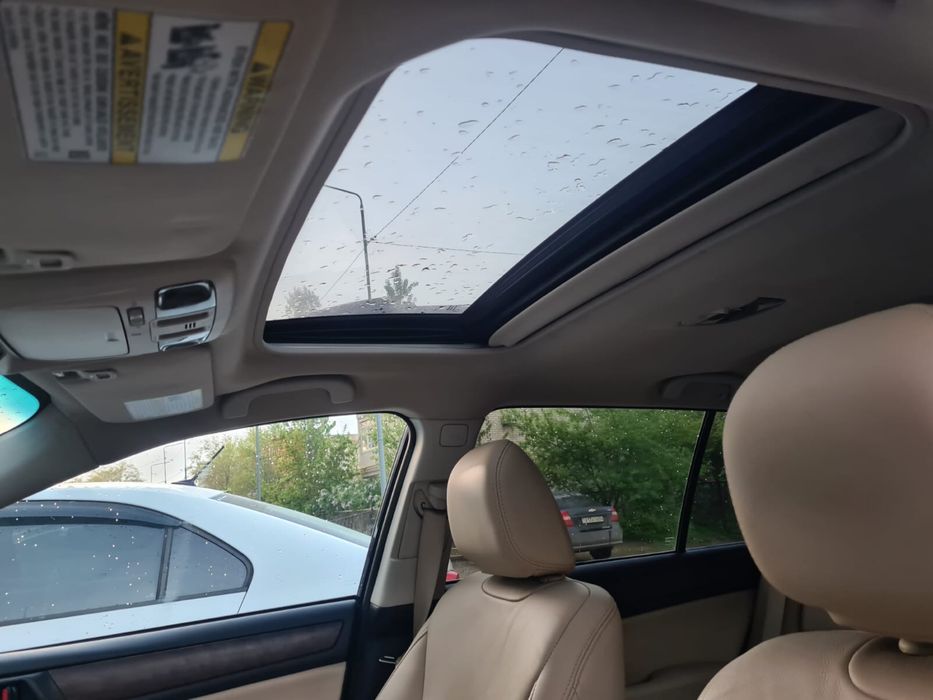 Продам Subaru Outback.