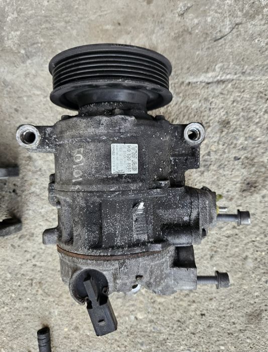 Compresor AC 1.6 1.4 1.2 1.9 2.0 Vw Golf 5 Golf 6 Passat CC