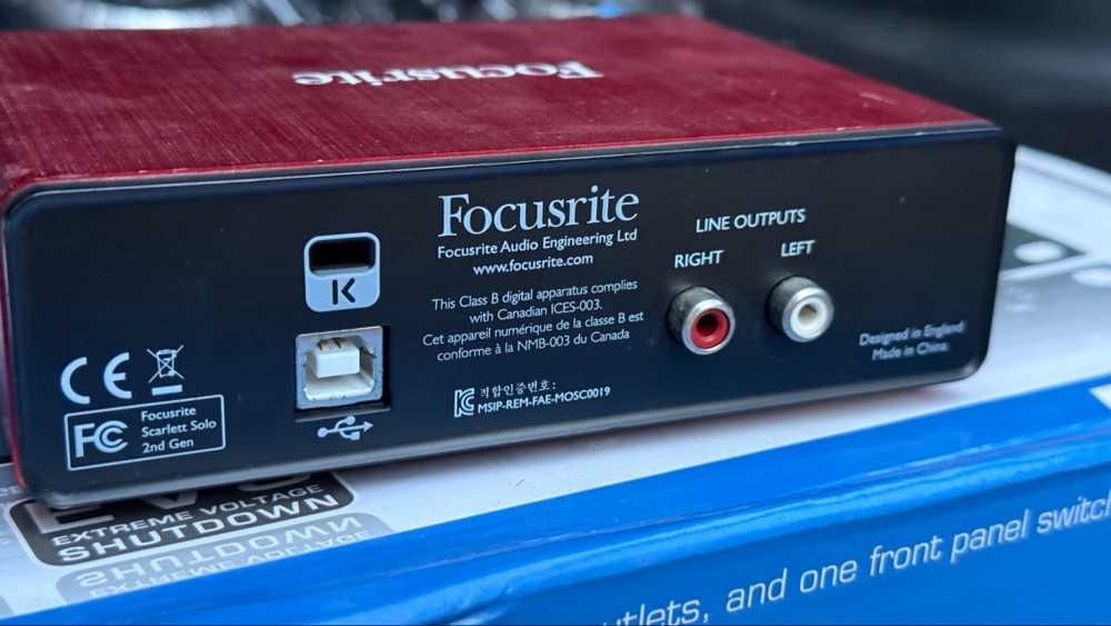 Аудио Интерфейс Focusrite Scarlett Solo 2nd Gen - Като нов