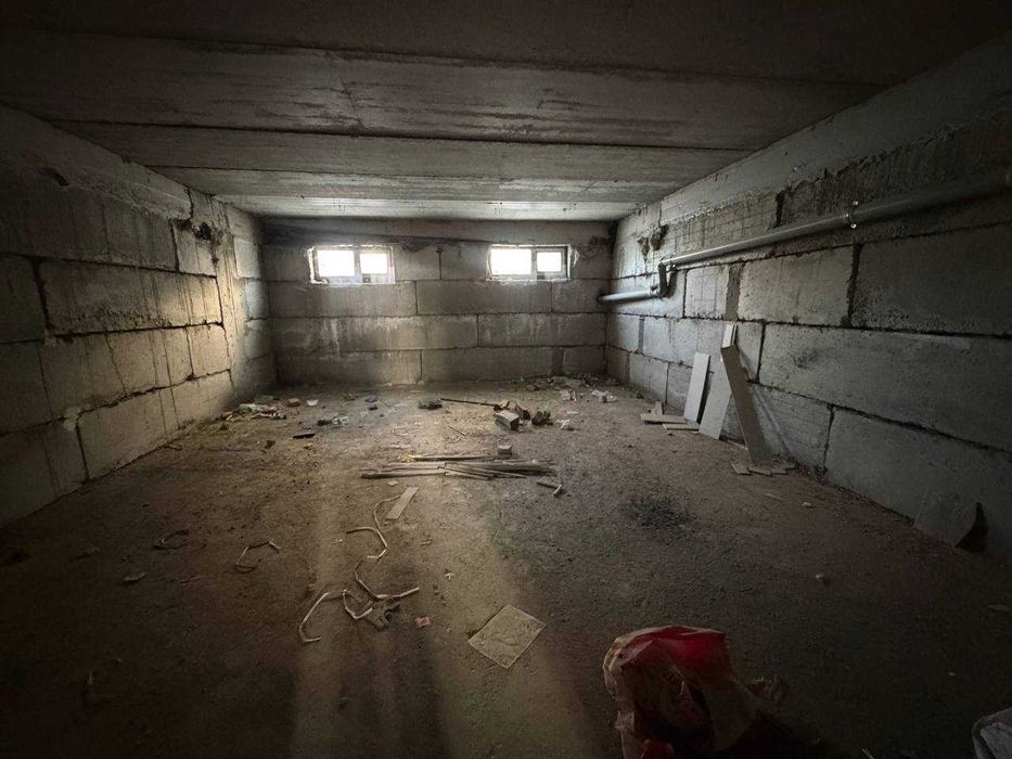 Продаётся 3х комн квартира на цокольном этаже Ор-р Шайхулолам Киви