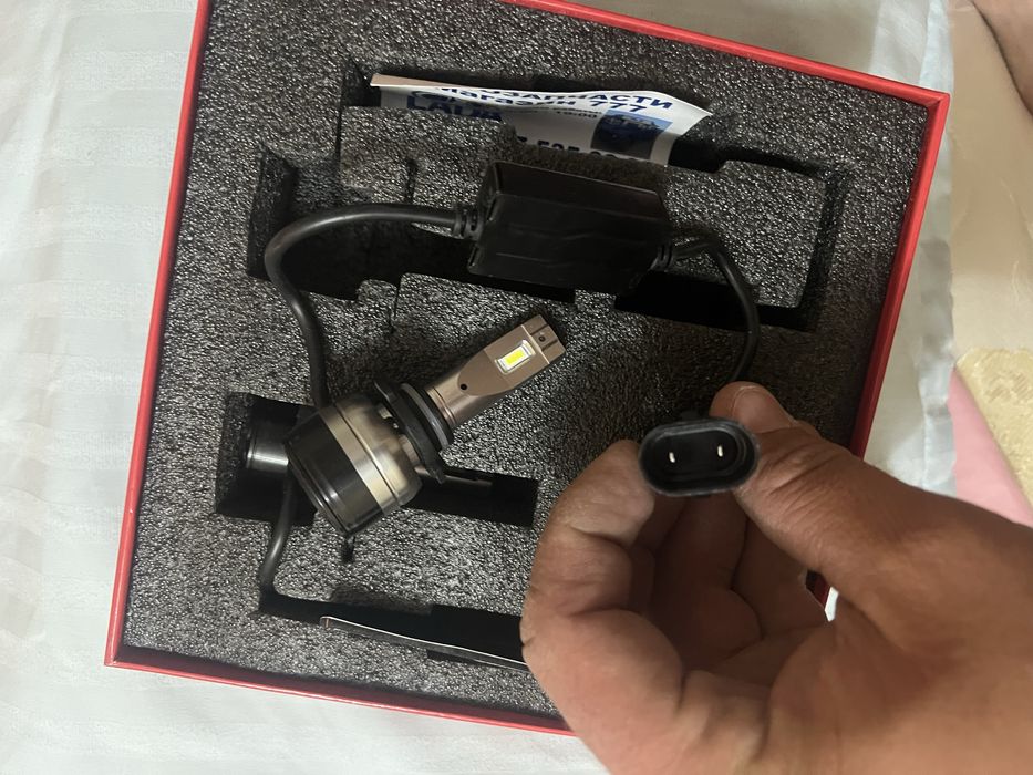 Лед лампочки продам срочно