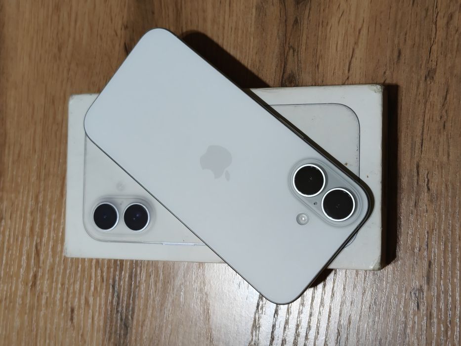 iPhone 16 128 gb ёмкость 100