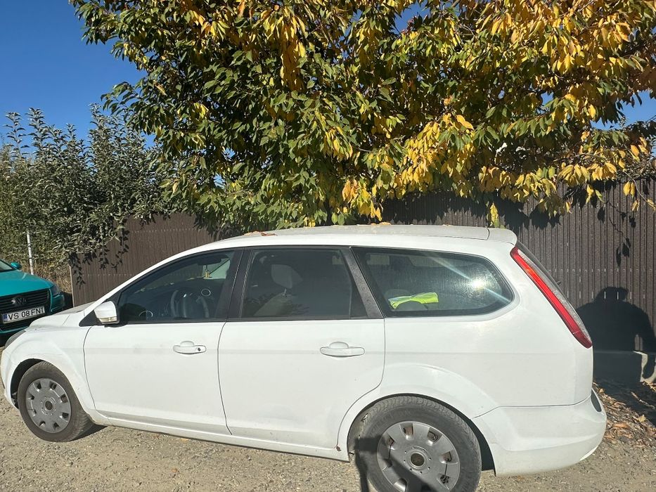 FORD Focus 2010 — imagine 3