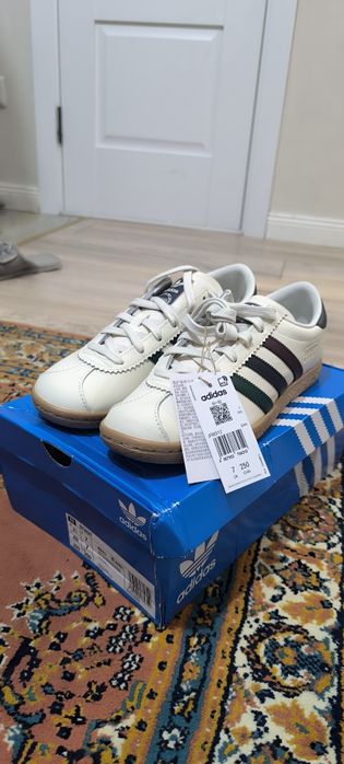 Кеды Adidas Stadt