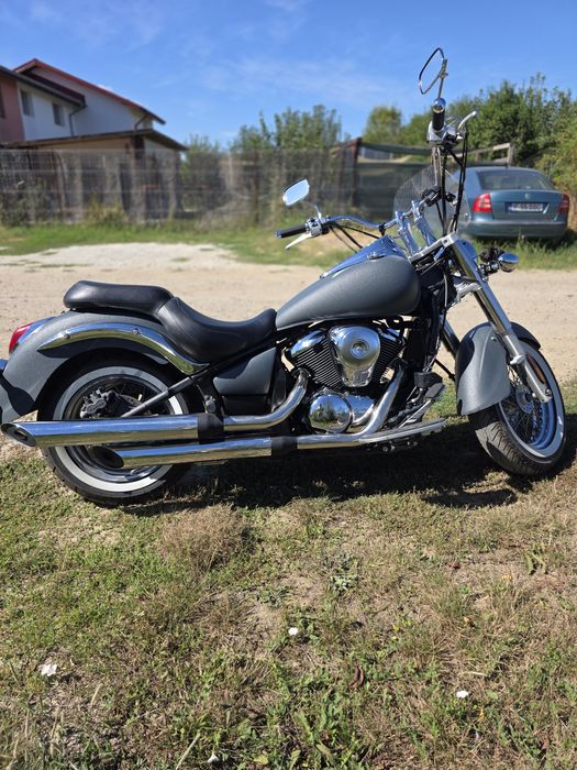 Kawasaki Vulcan VN900B