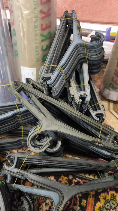 Плечники/вешалки для одежд!