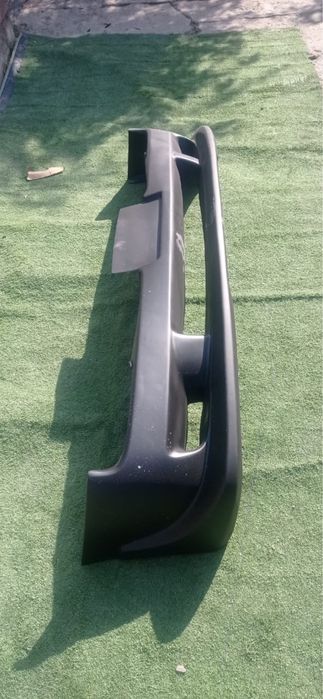 Накладка на бампер лх470