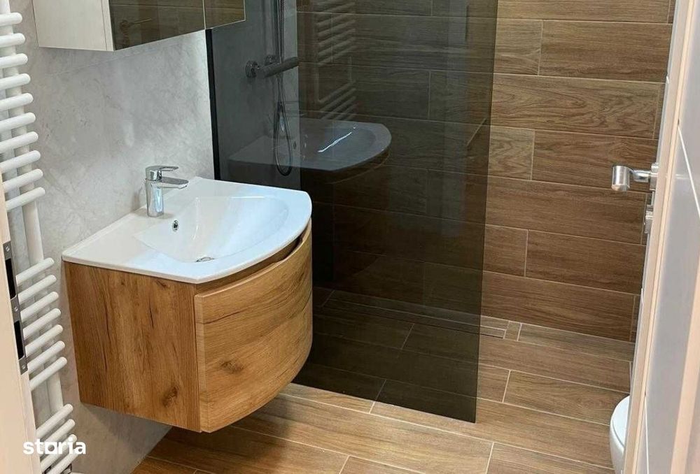 Vand ap.cu 2cam,parter inalt,modern,CT,parcare in curte, Centru-Horea