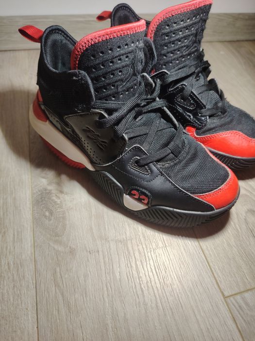 Jordan stay loyal