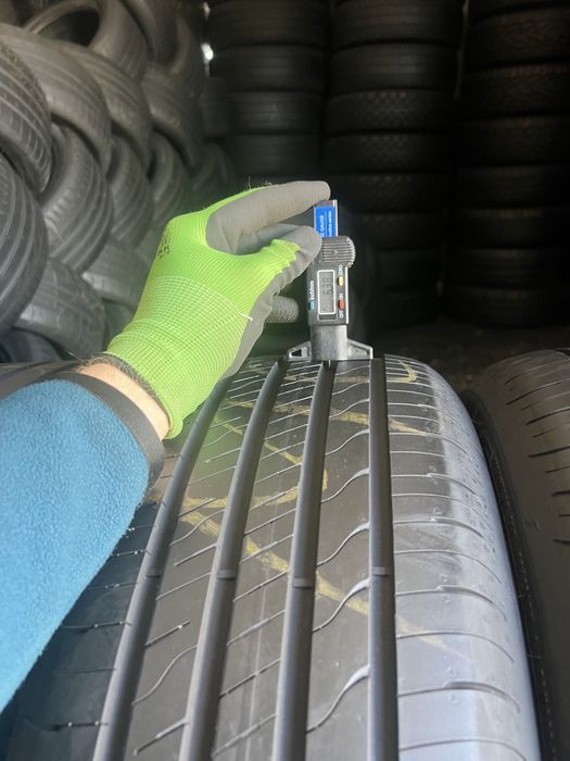 4 anvelope de vara 215/55/17 Goodyear!
