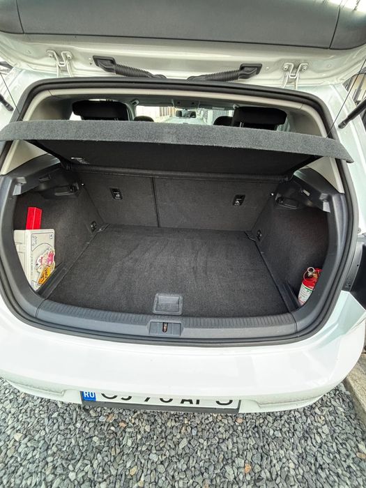 Vând Volkswagen Golf VII 2015 1.6 TDI Trendline - BlueMotion , Euro 6, Consum foarte mic