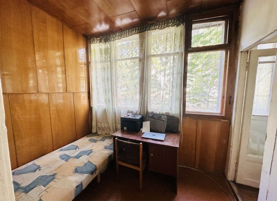 Продаётся квартира на Ракате 2/1/4