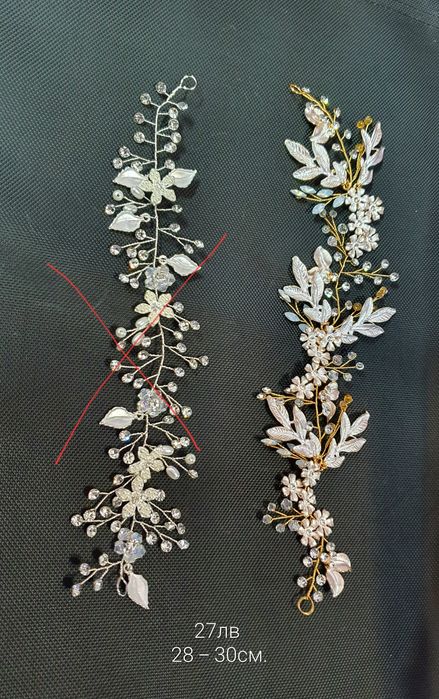 Различни цветни украшения за коса