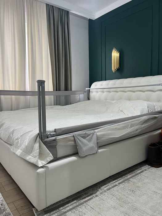 Продаётся кровать с матрасом, 200×180