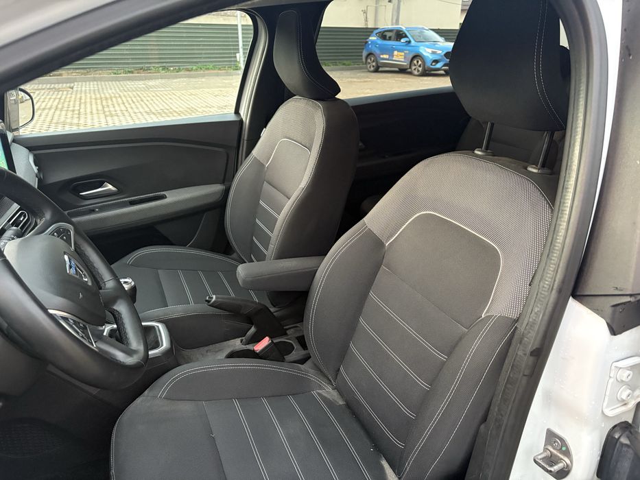 Dacia JOGGER  1.0 TCE 110CP , 80000KM usor avariat primul proprietar
