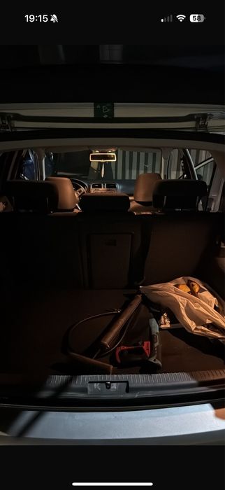 Vând Golf 6 2.0 TDI 2011