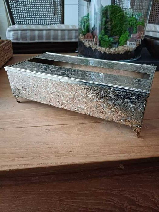 suport din metal pentru cutie de șervețele