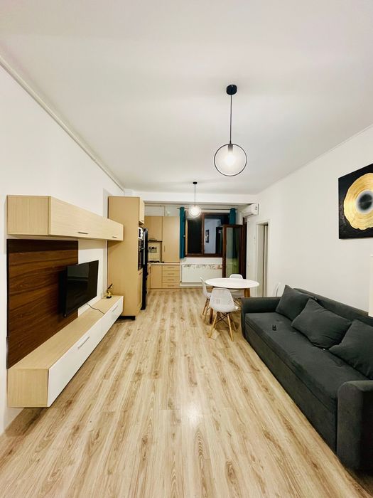 De inchiriat- apartament 2 camere in Mepropolitan tower- 500€