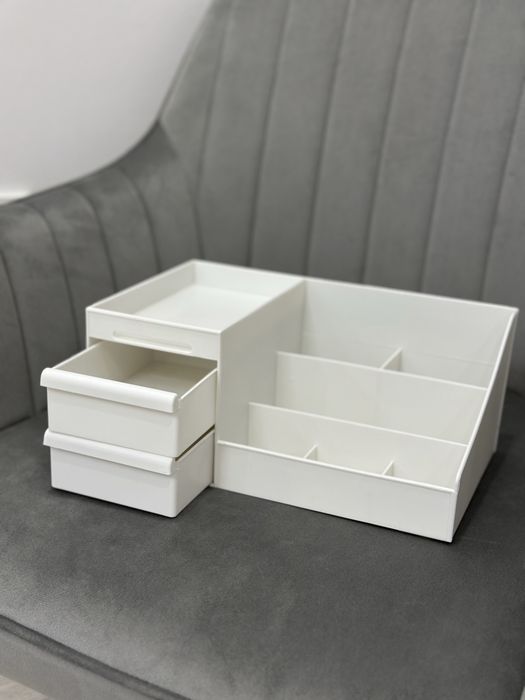 Cutie Organizatoare Extensibilă pentru Cosmetice – Sertar Stil Modern