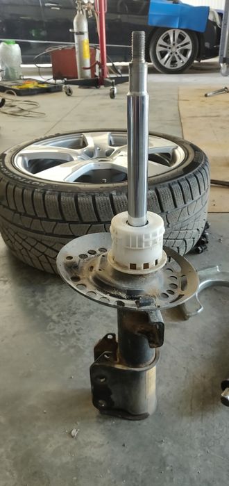 Амортисьор за мерцедес Е-класа W 212