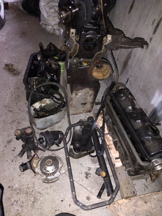 Двигатель гольф 3 1.6 абу целиком