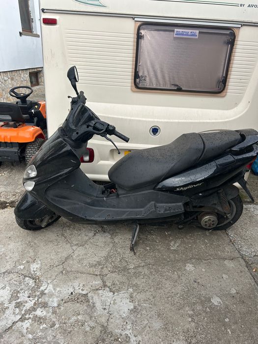 Продавам части за Ямаха Маджестик 125куб.