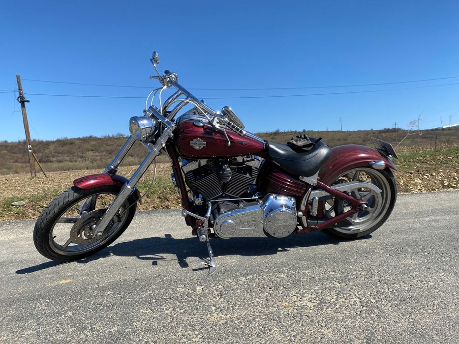 Harley Davidson Softail C Rocker - Custom de fabrica