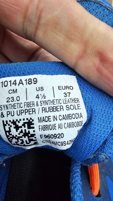 Asics GT-1000 10 GS – Mărimea 37 – Albastru/Portocaliu șireturi elastice