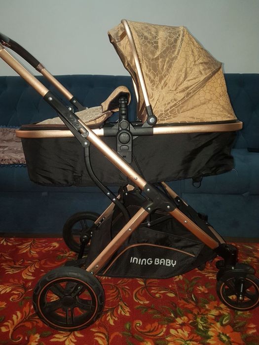 Продаётся срочно Детская Коляска