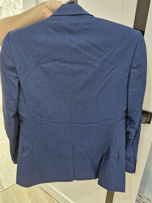 Продам мужской костюм