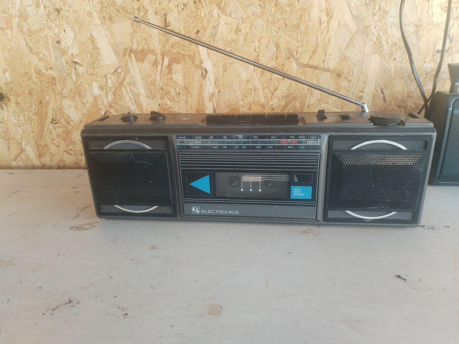 Radiocasetofon Electronics