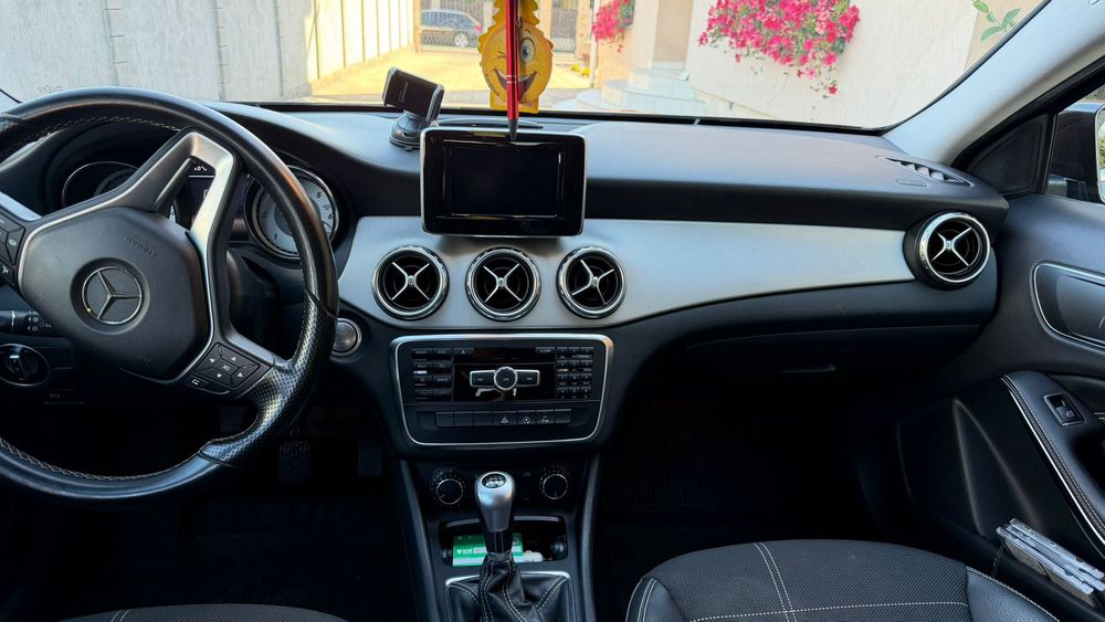 Mercedes-Benz GLA 200d