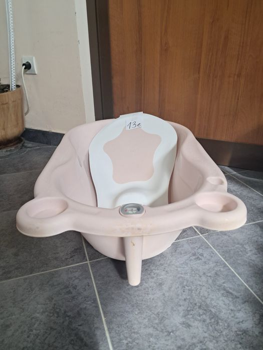 Корито за къпане със стойка