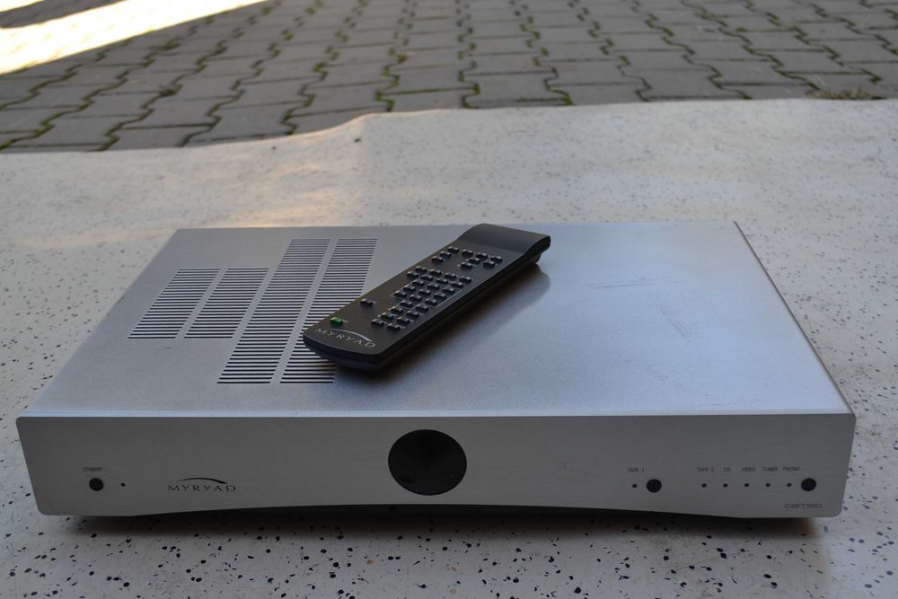 Amplificator Myryad Cameo cu Telecomanda