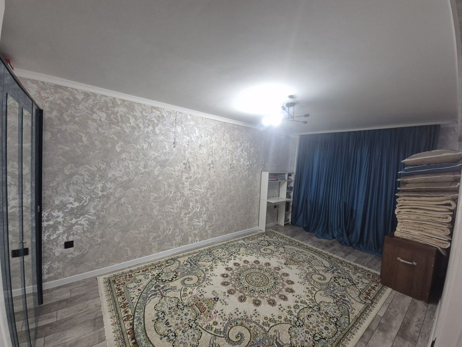 Продаю 2 комн квартиру