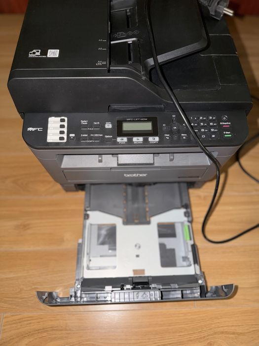 Multifunctionala brother  MFC-L2712DW