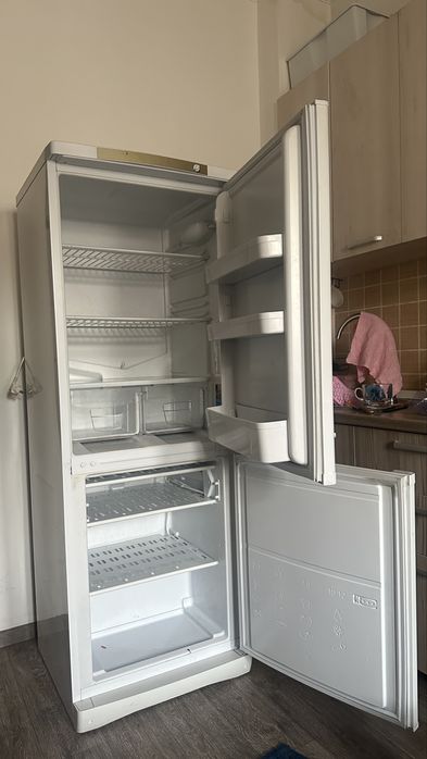 Холодильник Indesit