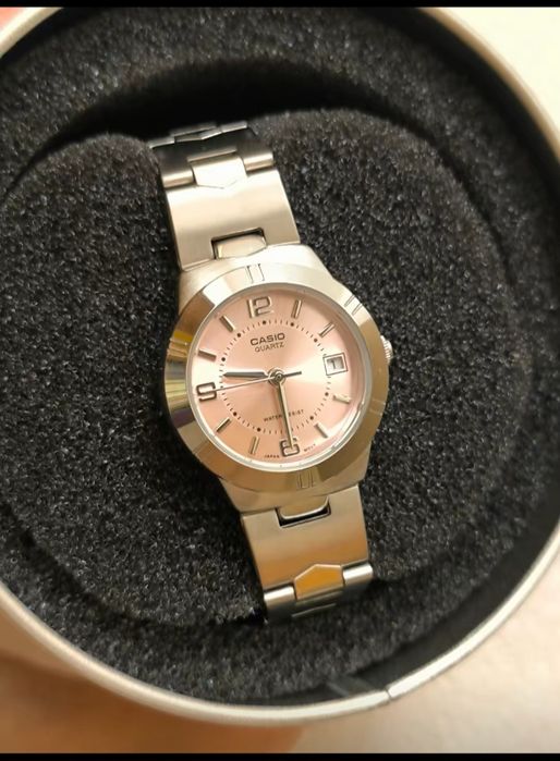 Часы женские Casio