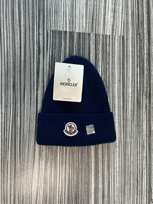 Fes Moncler Black edition one size