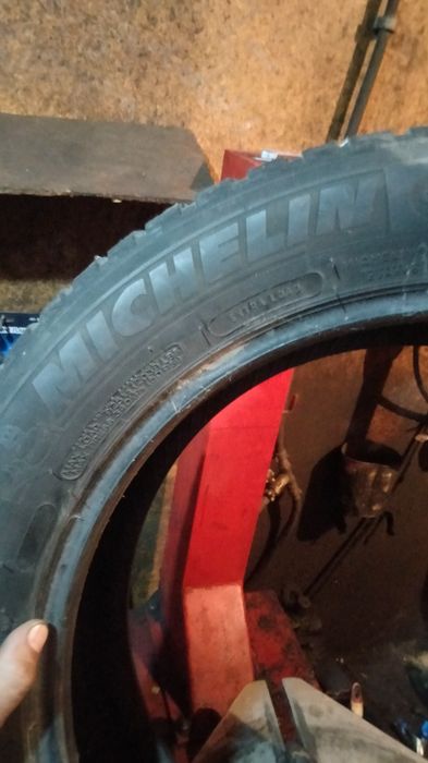 Продаётся бу резина хорошо состяние