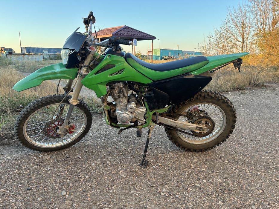 Эндуро 250 кубов 172FMM