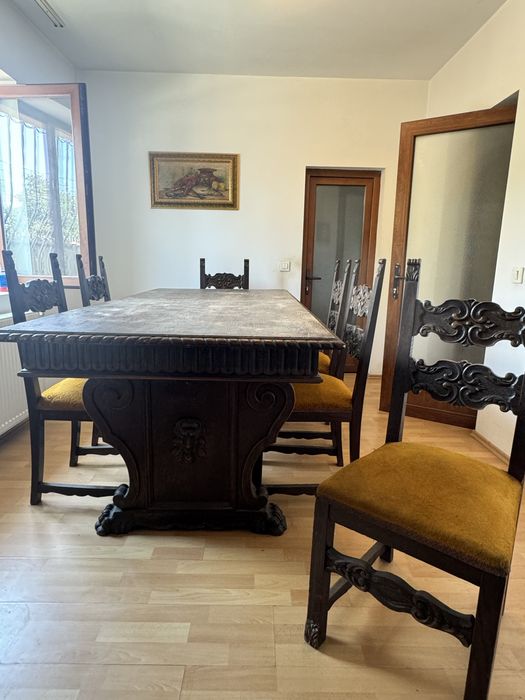 Mobila veche de vanzare