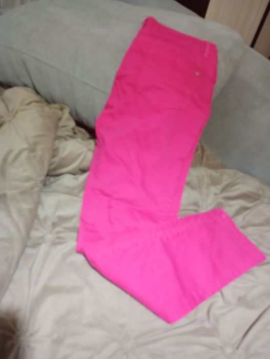 Geaca piele eco cu blana, culoare roz pudrăsi pantaloni