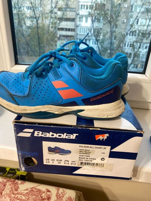 Название кроссовки babolat 34 размер