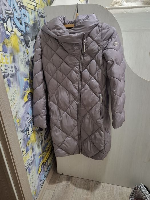 Продам пуховик зима , пух