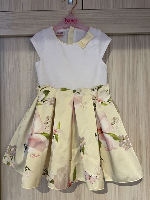 Детски дрехи Ted Baker, Guess, Monnalisa  и др
