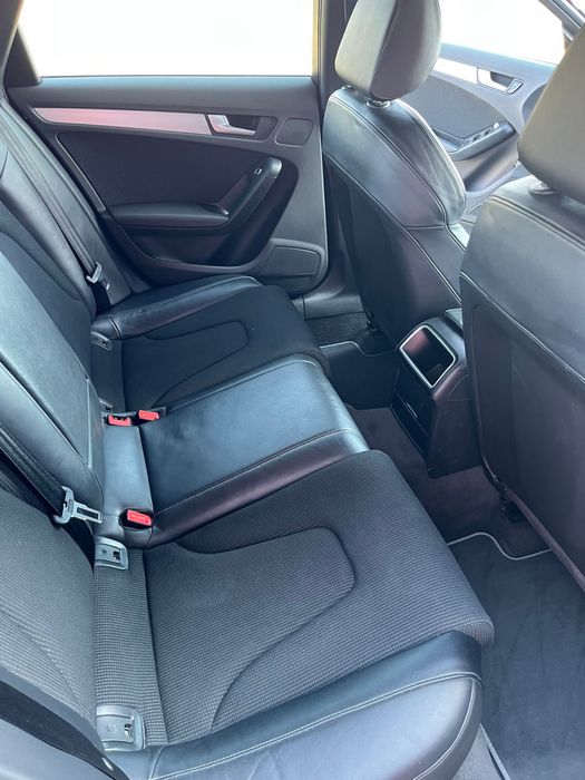 Audi A4 Vând Audi a4 S LINE b8.5,(2014) cutie automată multitronic.