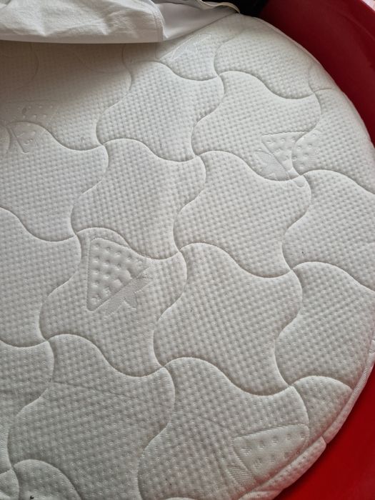 Кола легло Чилек