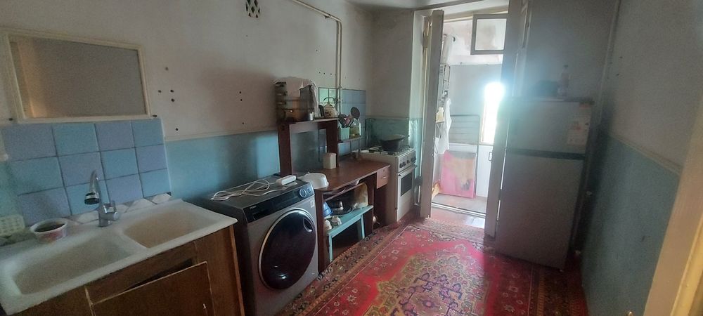 Продаётся  1 ком. Квартира перекрёсток арбат