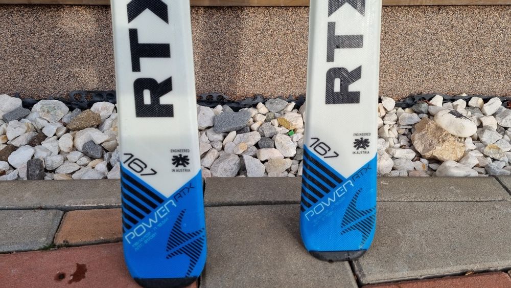 Schiuri Blizard 167 cm